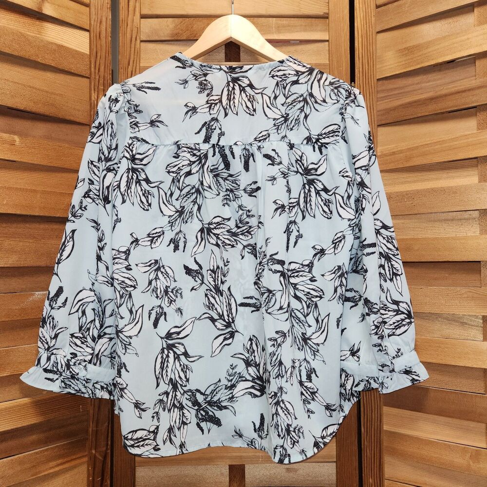 NWT Karen Hart Blue Floral Leaf 3/4 Sleeve Shirt Button Blouse Women M Polyester - Picture 2 of 11